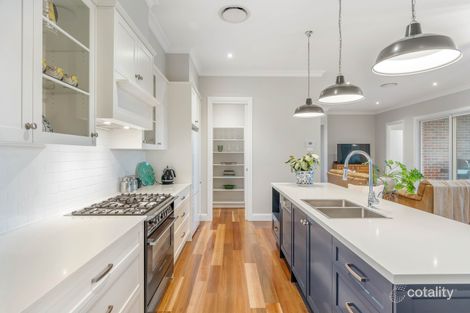 Property photo of 8 Lambert Close Bolwarra NSW 2320