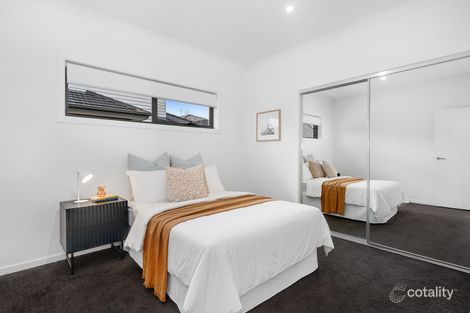 Property photo of 2/2-4 Devon Road Pascoe Vale VIC 3044