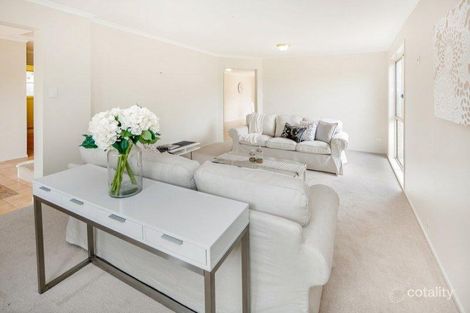 Property photo of 9 Cambridge Place Wishart QLD 4122