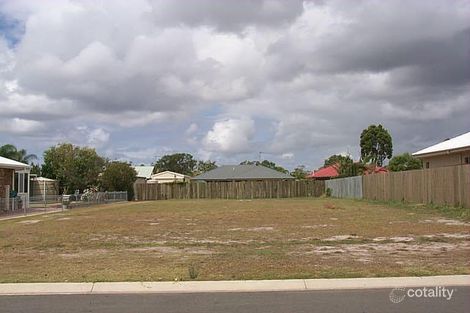 38 Aimee Dr, Urangan, QLD 4655