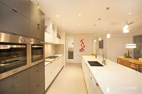 Property photo of 33 Oceanwave Parade Point Cook VIC 3030