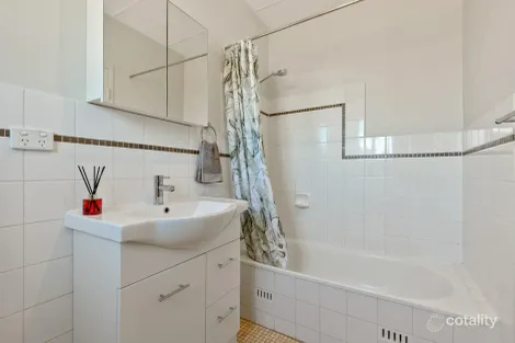 Property photo of 4/24 Carlisle Road Westbourne Park SA 5041