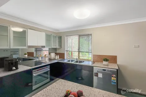 Property photo of 4/11 Jimbour Close Forest Lake QLD 4078