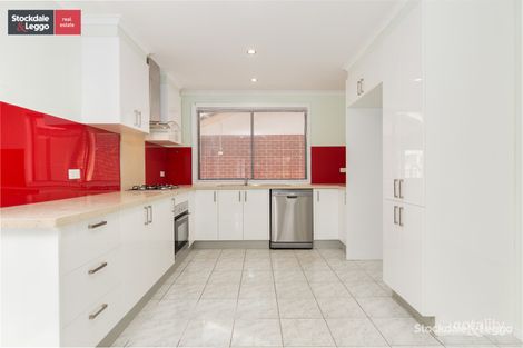 Property photo of 19 Gazley Court Altona Meadows VIC 3028