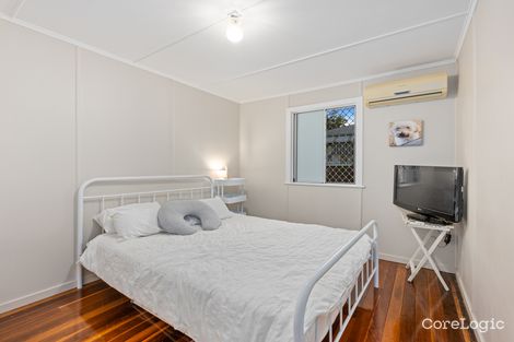 Property photo of 19 Albert Street North Ipswich QLD 4305