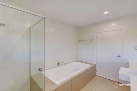 Property photo of 2 Anoushka Place Belrose NSW 2085