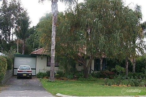 33 Armstrong Rd, Wilson, WA 6107