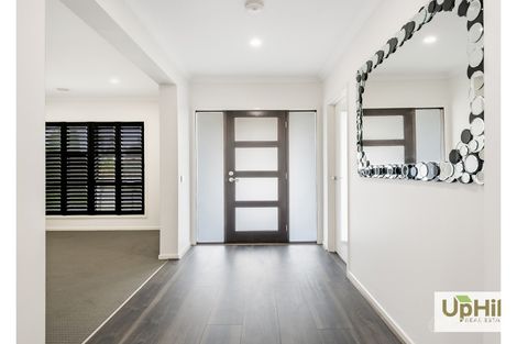 Property photo of 104 Scotsdale Drive Cranbourne East VIC 3977