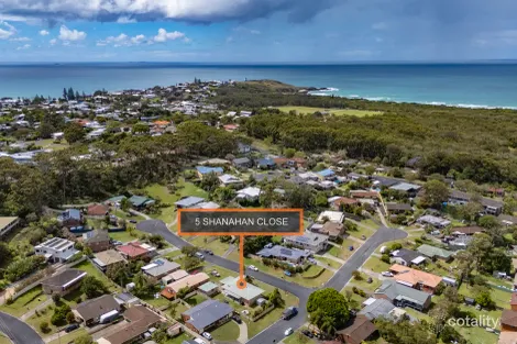 5 Shanahan Cl, Woolgoolga, NSW 2456