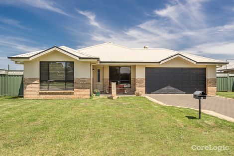 Property photo of 17 Dunheved Circle Dubbo NSW 2830