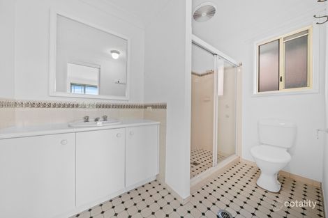 Property photo of 8 Fitzroy Close Hinchinbrook NSW 2168