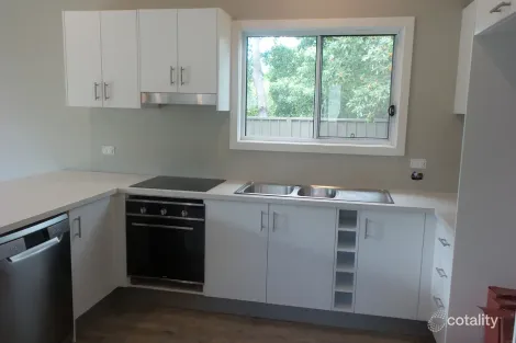 Property photo of 10A Lyndhurst Drive Bomaderry NSW 2541