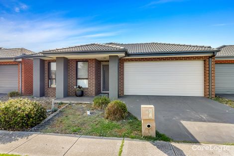 Property photo of 33 Goolwa Road Point Cook VIC 3030