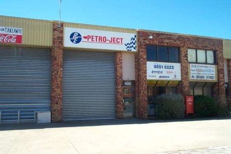 3/2 Garden Bvd, Dingley Village, VIC 3172