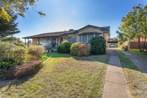 2 Kanangra St, Cowra, NSW 2794