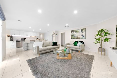 Property photo of 13 Jamescott Drive Drouin VIC 3818