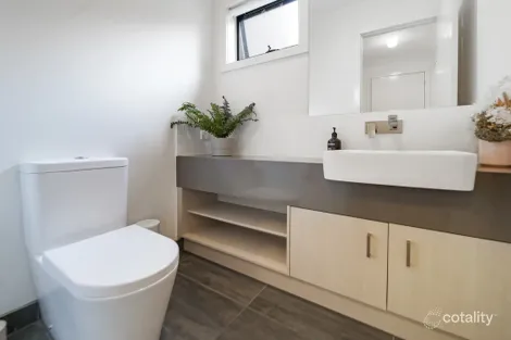 Property photo of 27 Elland Road Clyde North VIC 3978