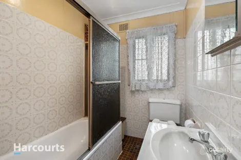 Property photo of 434 Luxford Road Lethbridge Park NSW 2770