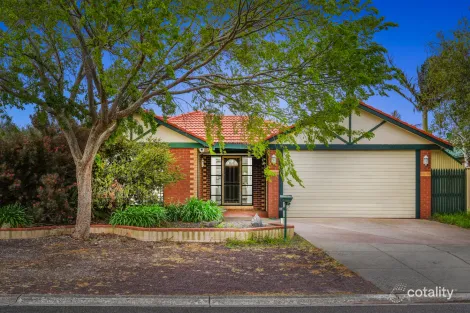 Property photo of 17 Karinya Close Werribee VIC 3030
