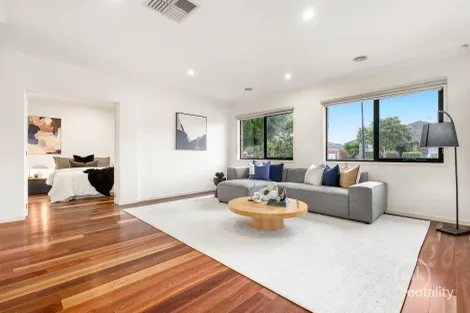 Property photo of 9 Breenview Place Doreen VIC 3754