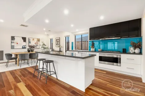 Property photo of 9 Breenview Place Doreen VIC 3754