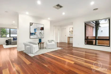 Property photo of 9 Breenview Place Doreen VIC 3754