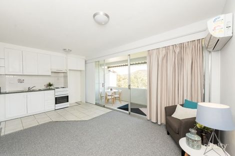 Property photo of 30/6 Heard Street Mawson ACT 2607