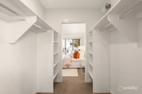 Property photo of 1/15 Brinawa Street Camp Hill QLD 4152