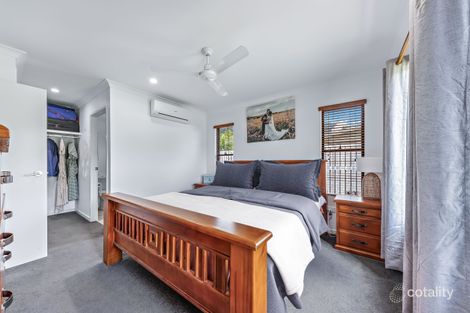 Property photo of 13 Grevillea Place Cannonvale QLD 4802