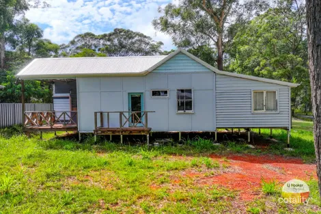 41 Dempsey St, Russell Island, QLD 4184