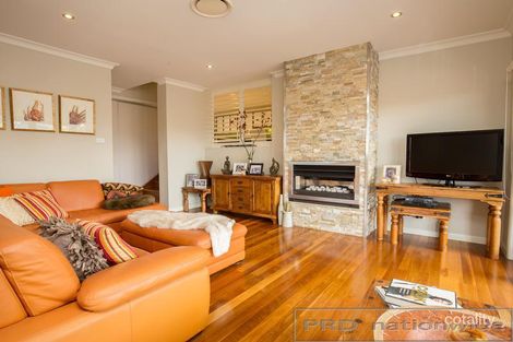 Property photo of 1 Derry Close Ashtonfield NSW 2323