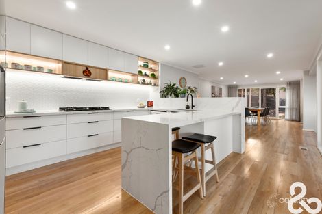 Property photo of 12 Manna Way Mill Park VIC 3082