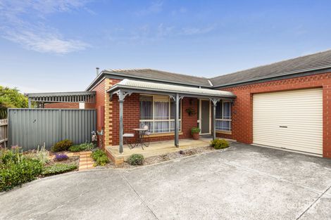 2/60 Glastonbury Dr, Highton, VIC 3216