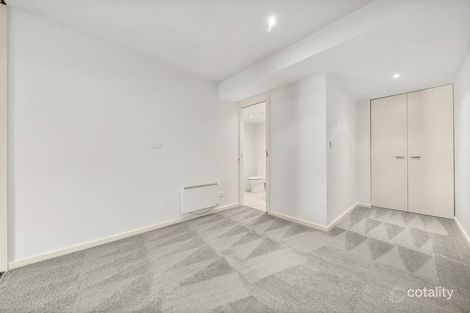 Property photo of 8/61 Mackenzie Street Melbourne VIC 3000