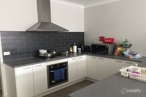 Property photo of 11 Topcliffe Crescent Truganina VIC 3029