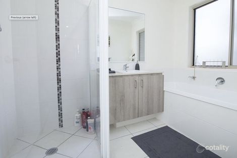 Property photo of 5 Brittania Way Brassall QLD 4305