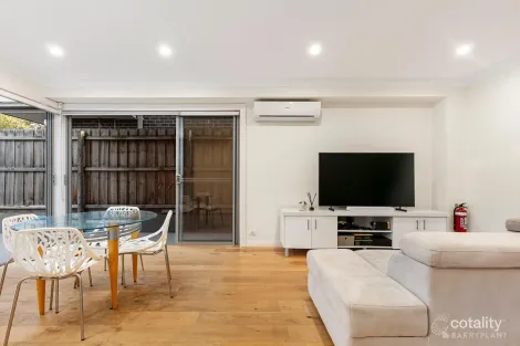 Property photo of 3/36 Roderick Street Doncaster East VIC 3109