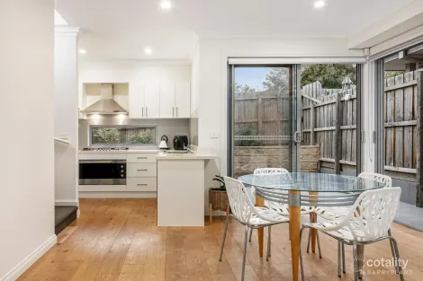 Property photo of 3/36 Roderick Street Doncaster East VIC 3109