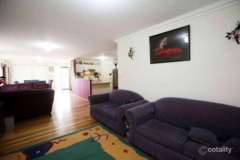 Property photo of 35 Schaefer Close Tingira Heights NSW 2290