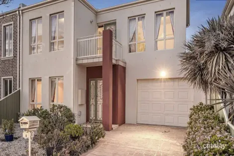 35 Hyde Park Tce, Point Cook, VIC 3030