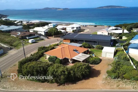2 Peppermint Gr, West Beach, WA 6450