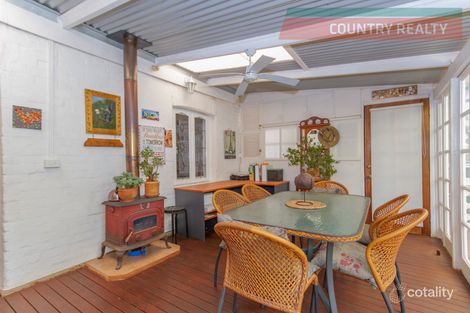 Property photo of 8 Thorn Street York WA 6302