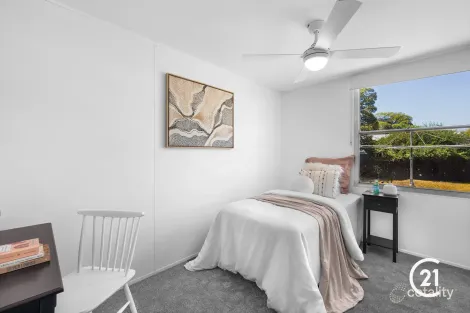 Property photo of 27 Poplar Street Echuca VIC 3564