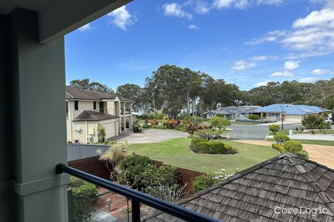 Property photo of 8 Seabrae Drive Redland Bay QLD 4165