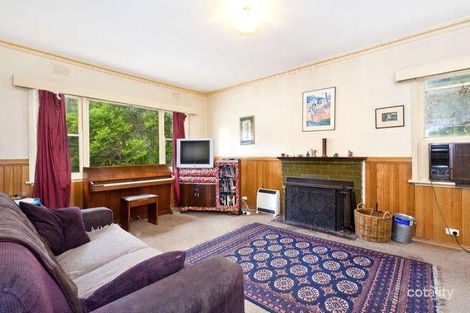 Property photo of 8 Hennigan Crescent Forrest VIC 3236