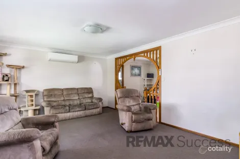 Property photo of 55 Moore Crescent Wilsonton QLD 4350