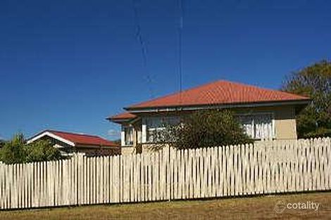 10 Dunkley St, South Toowoomba, QLD 4350