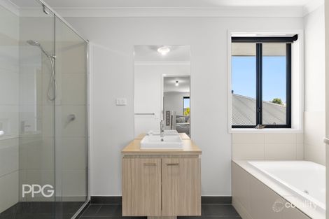 Property photo of 58 Brompton Avenue Curlewis VIC 3222