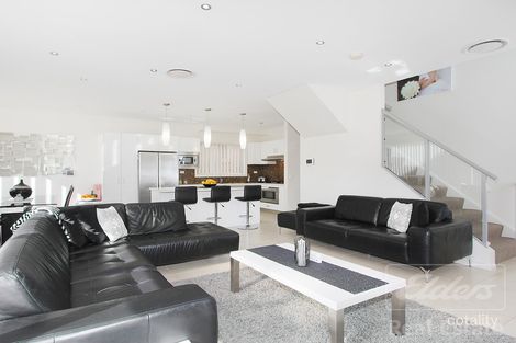 Property photo of 3/19 Chiswick Road Greenacre NSW 2190