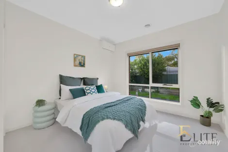 Property photo of 32 Middlesborough Drive Craigieburn VIC 3064